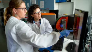 Two female scientists in lab