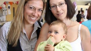 Rachel Erasmus (midwife),Csalane Besenyei (mum) and baby Felix