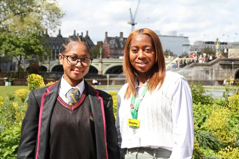 Student and Hayley Robinson-Allen, an Aspire 350 project lead, in St Thomas' Hospital gardens