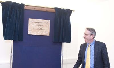Duncan Selbie unveils Burrell Street plaque