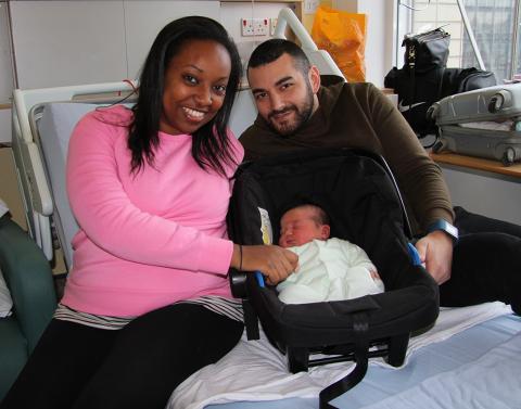 20171228, Baby Camilla with mum Selamawit Tesfai and dad Marco Decarne-resized
