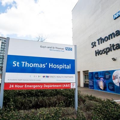 St Thomas' Hospital exterior